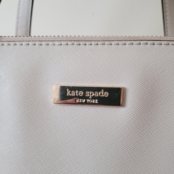 Kate Spade Saffiano Leather Large Satchel Bag. - Picture 4 of 11